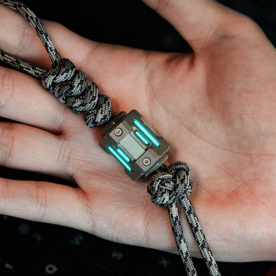TiSpinx: Titanium Pendant That Redefines EDC