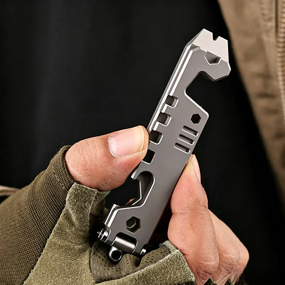AceStand｜All-in-1 Titanium Foldable EDC Phone Stand