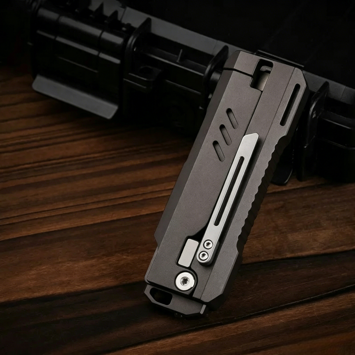 The JetFlick - Innovative Titanium Knife with Unique Opening