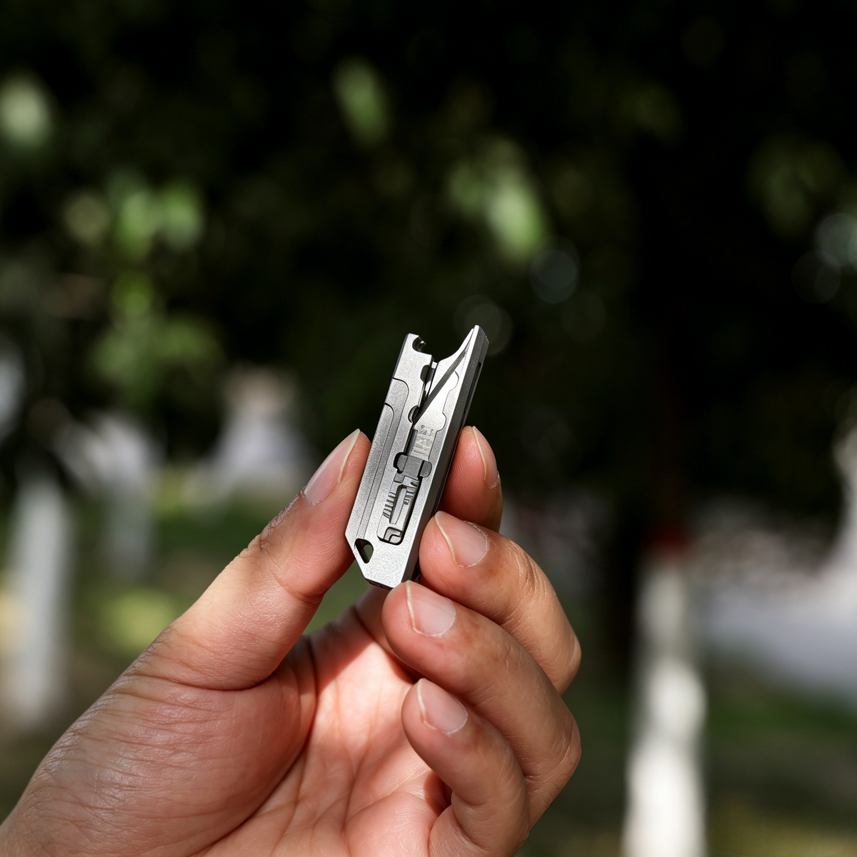 Mini Master: Micro Titanium Keychain Knife & EDC Multitool