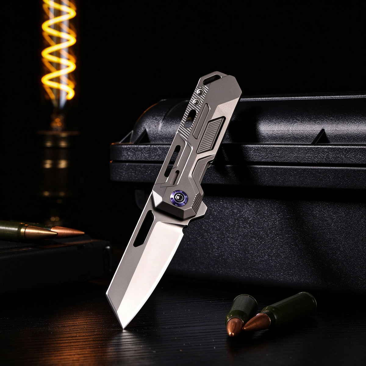 NanoMax 2.0 compact titanium box cutter
