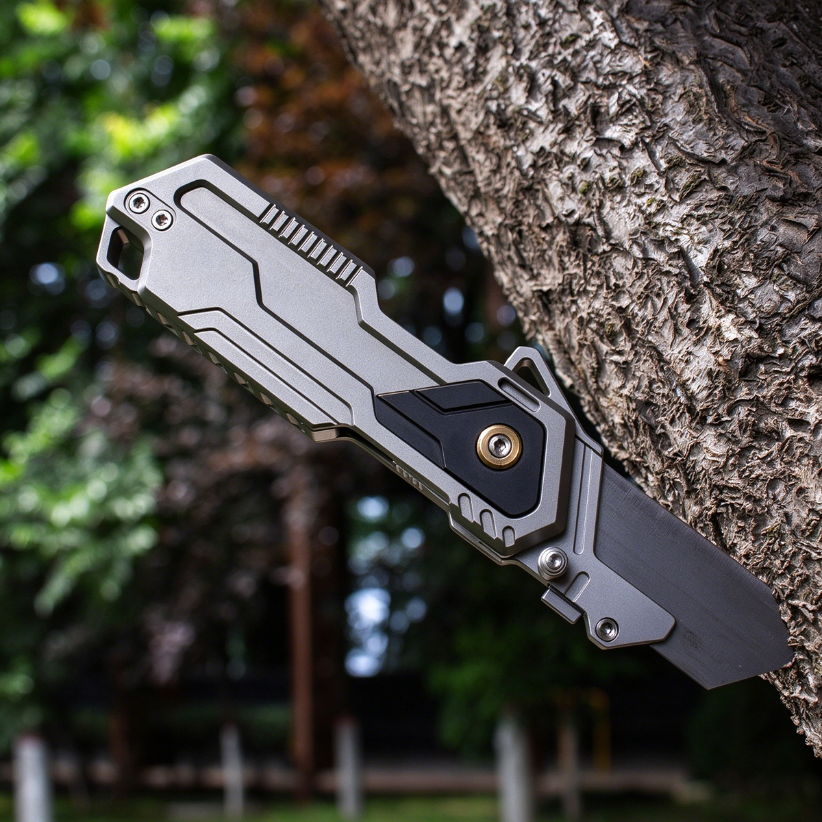 Phantom 2.0 Gr5 Titanium Folding Utility Cutter — Replaceable Insert, Pocket Clip