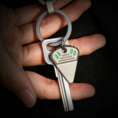 ResoTi | Titanium Guitar Pick with Sweat-Activated Grip