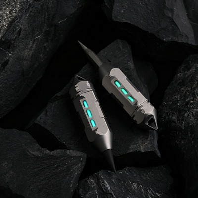 Dark Fire 2.0 – Titanium Multitool Keychain Lantern