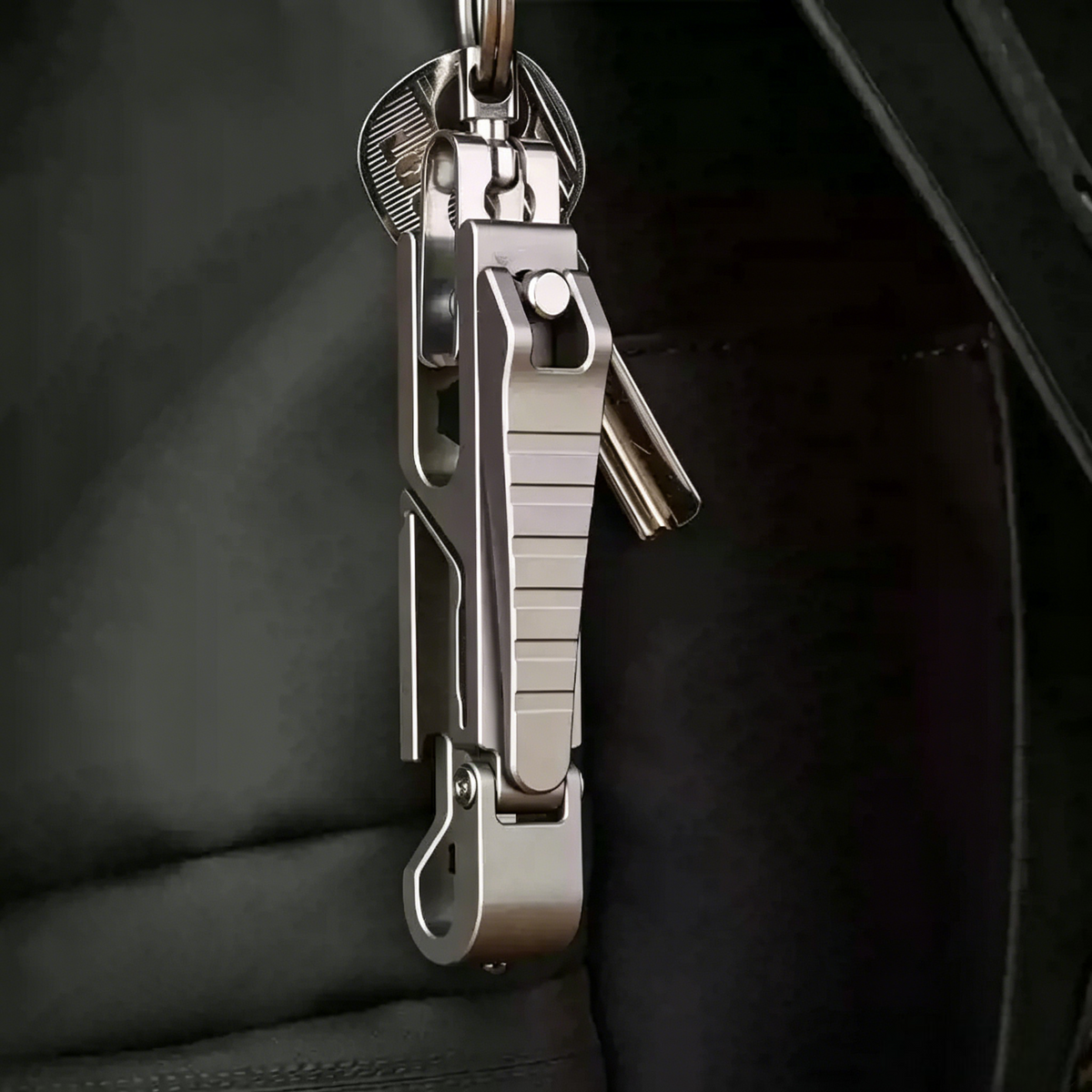 K-Smart 4.0 | Titanium Quick-Release Keychain Reinvented