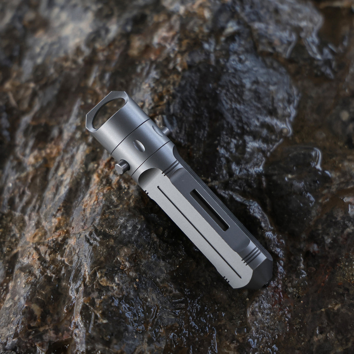 Vaultik: Magnetic Quick-Release Titanium EDC Capsule