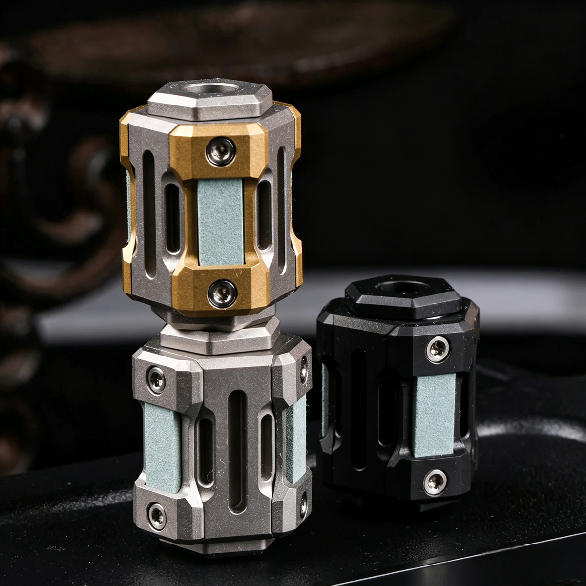TiSpinx: Titanium Pendant That Redefines EDC