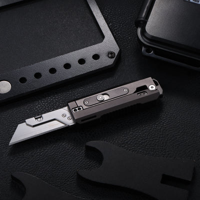 The JetFlick - Innovative Titanium Knife with Unique Opening